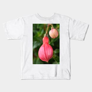 Fuchsia  &#39;Ringwood Market&#39;  Flower buds Kids T-Shirt